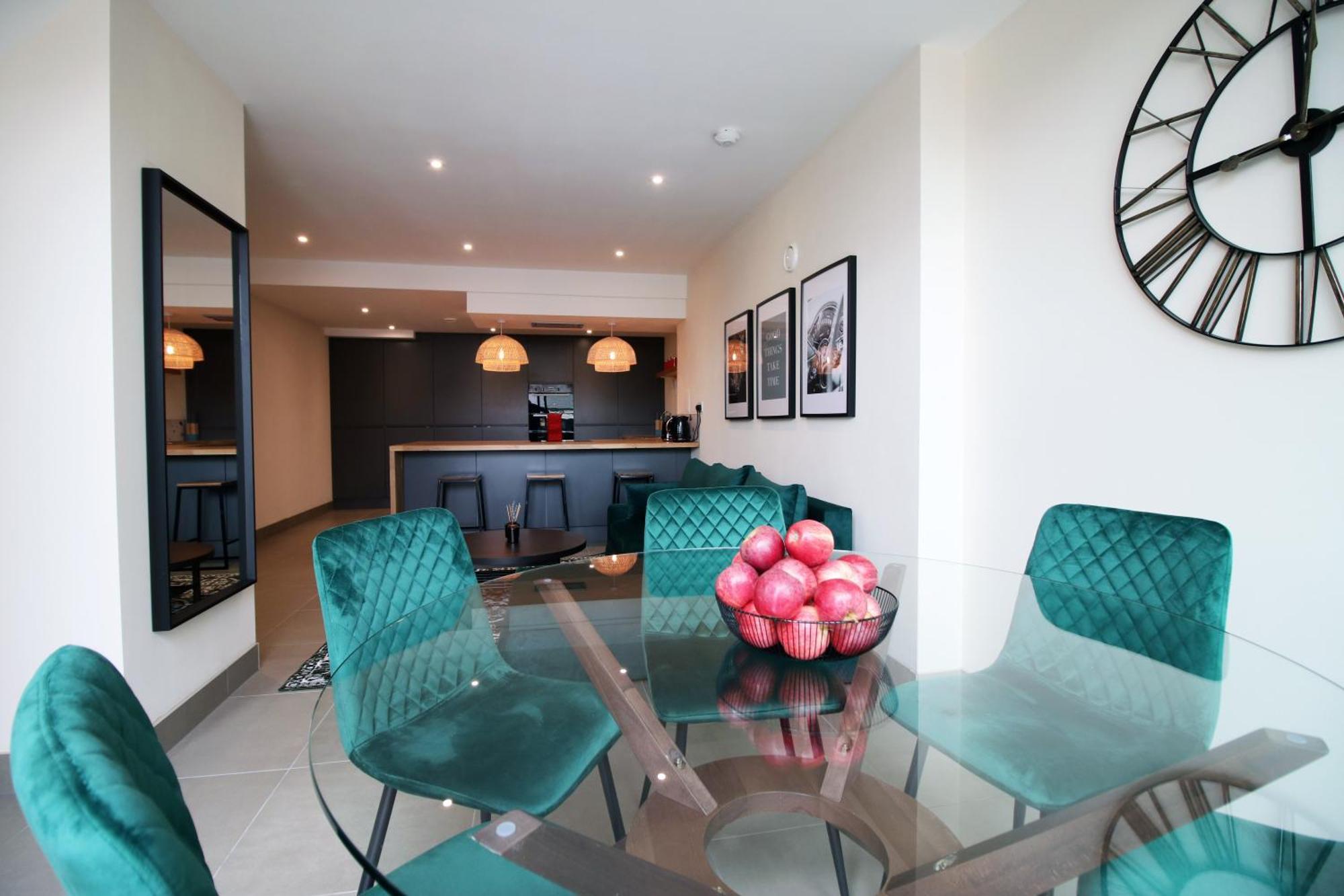 Luxury 4 Bedroom 4 Ensuite Home In Penarth Cardiff Luaran gambar