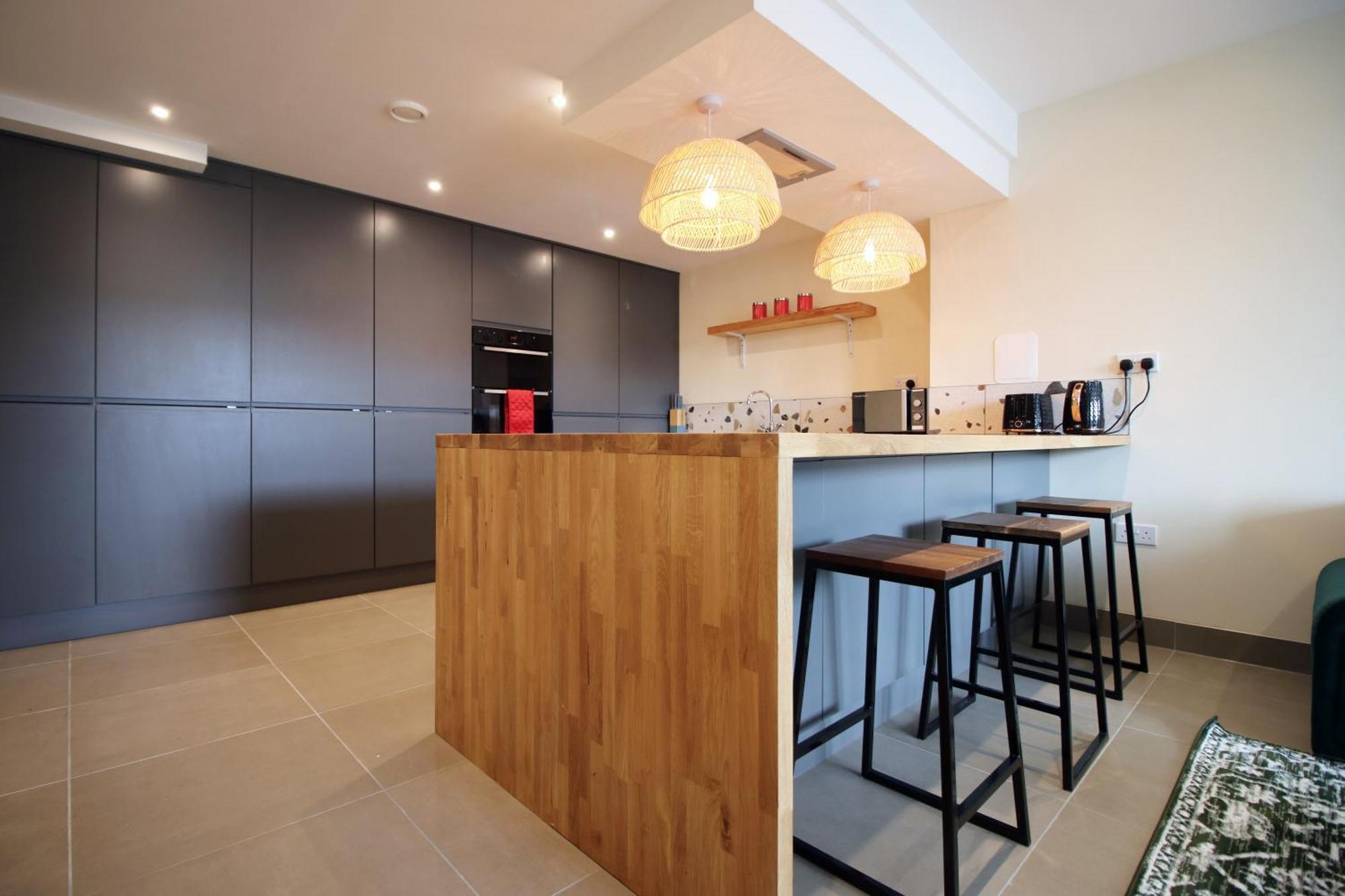 Luxury 4 Bedroom 4 Ensuite Home In Penarth Cardiff Luaran gambar