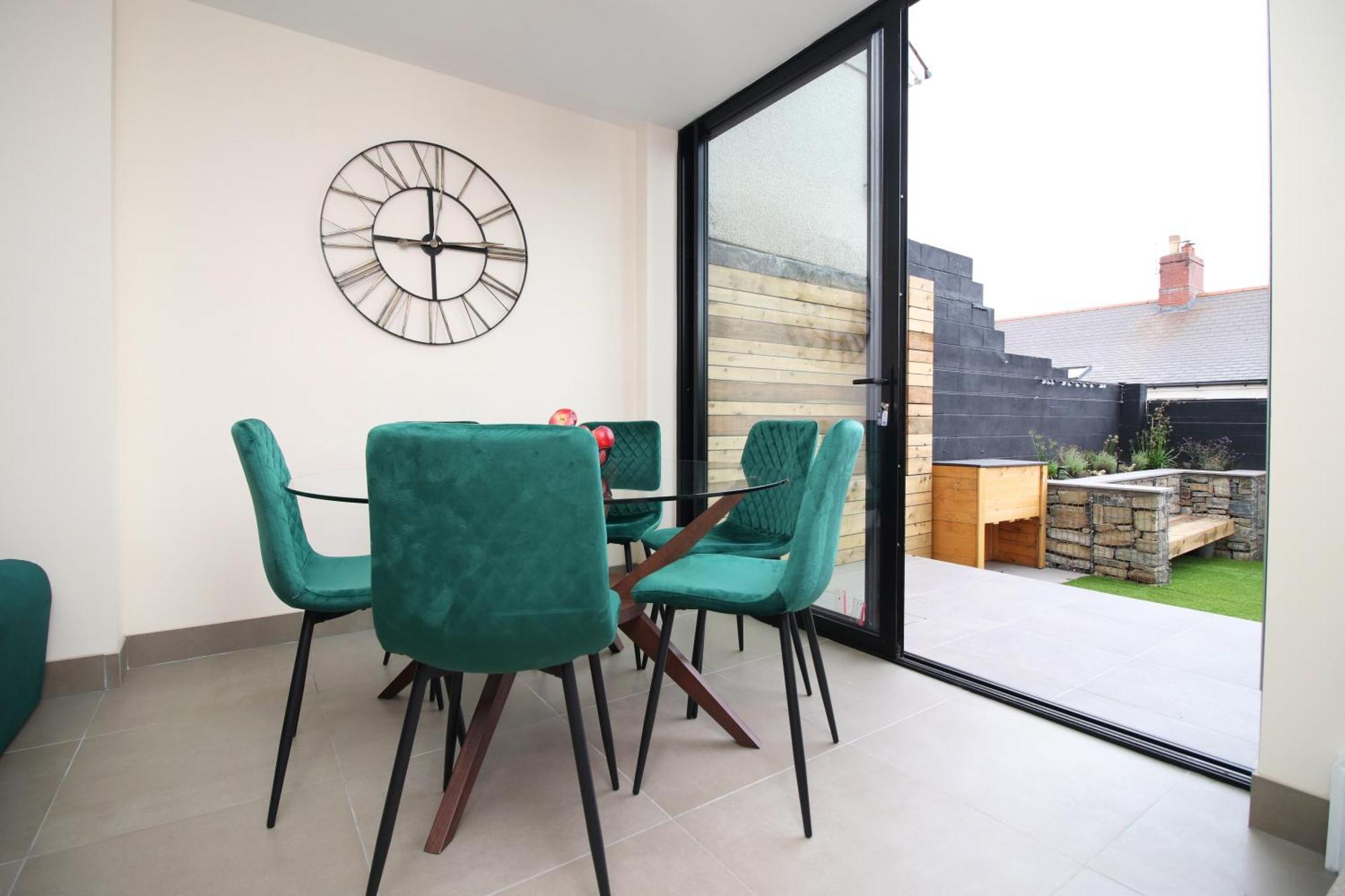 Luxury 4 Bedroom 4 Ensuite Home In Penarth Cardiff Luaran gambar