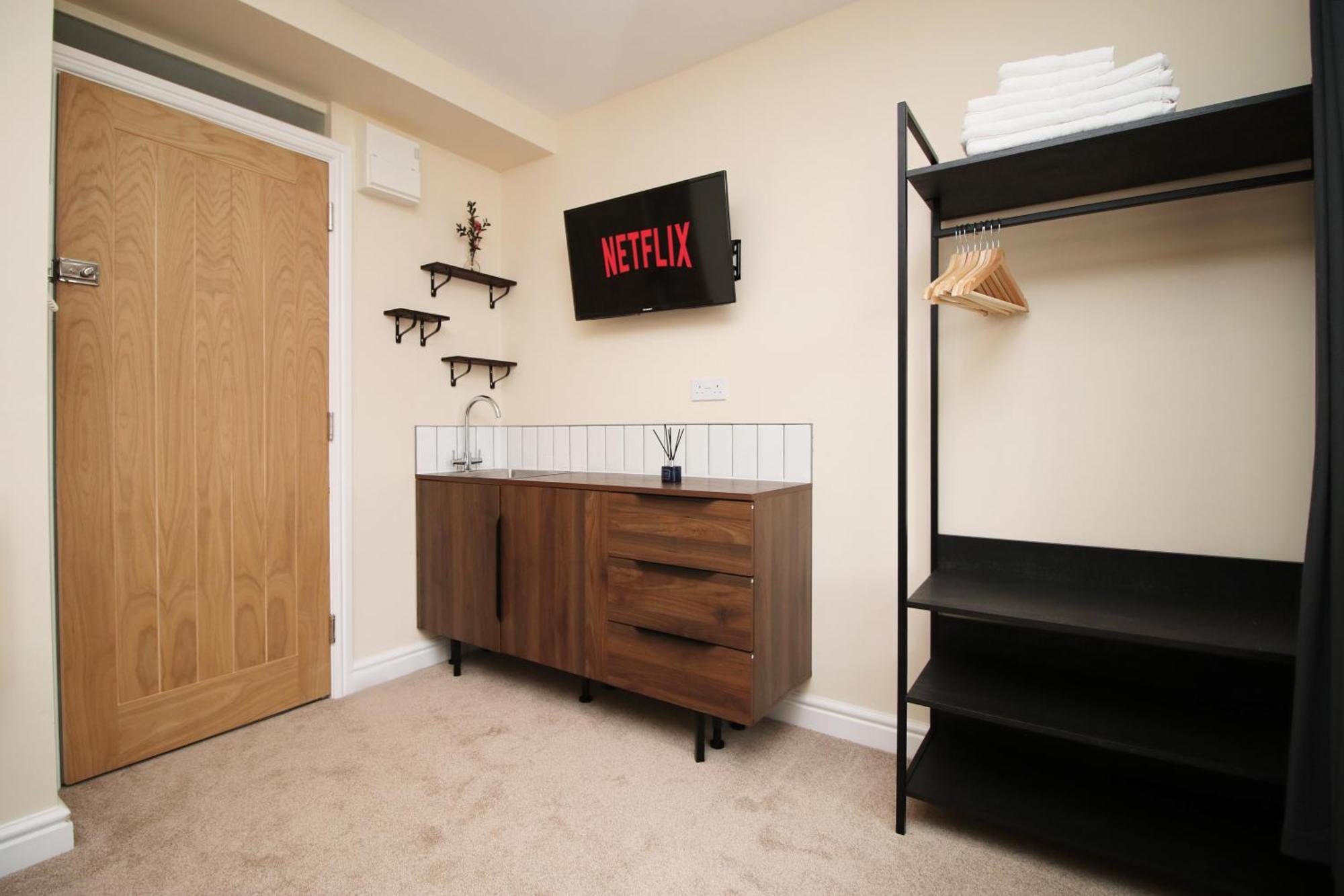 Luxury 4 Bedroom 4 Ensuite Home In Penarth Cardiff Luaran gambar